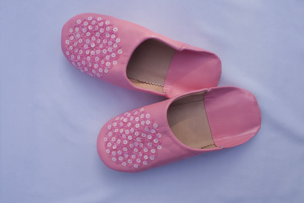 Babouches à perles